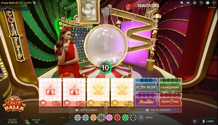 Crazy Balls slot game screenshot